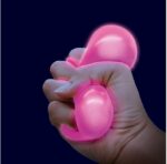 GLOW N FUN ANTI STRESS BALL 6CM GLOW IN THE DARK 4 ASSORTED IN DISPLAY (12) Kula Antystresowa Glow N Fun 6 cm Glow W Ciemności (4 wzory) - obrazek 5